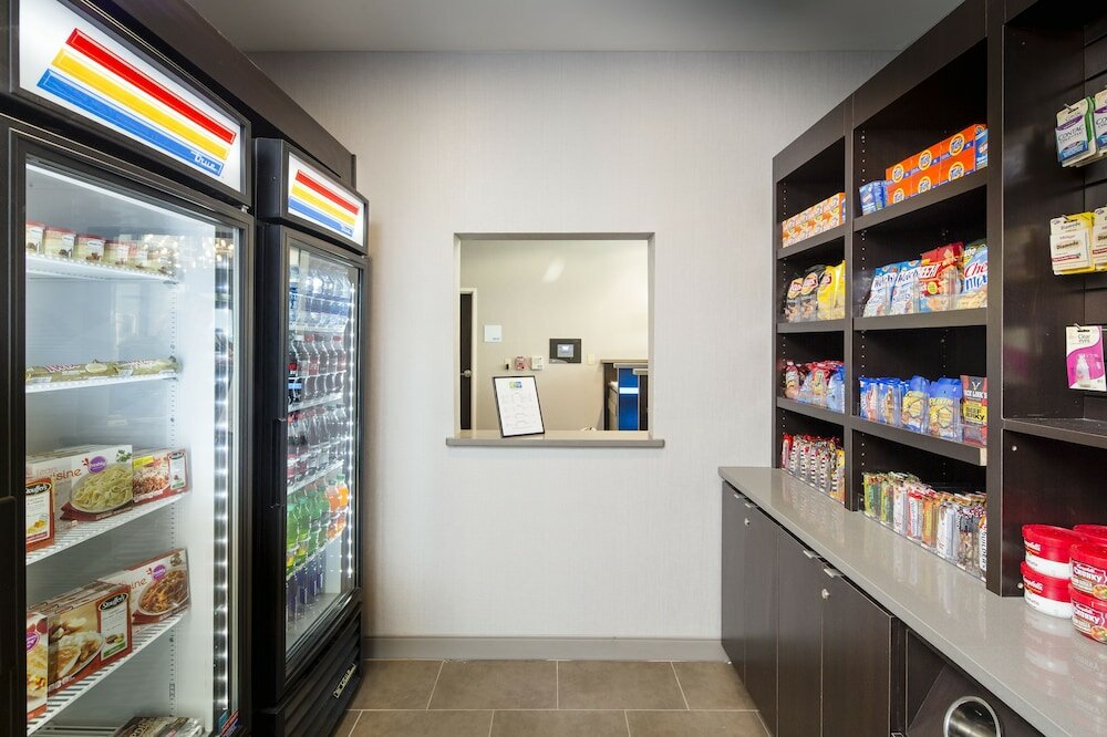 Фото Holiday Inn Express & Suites Oklahoma City Dwtn - Bricktown, an Ihg Hotel