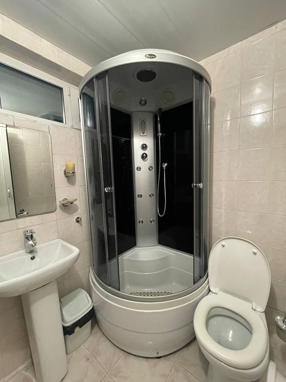 Фото Эллаиса