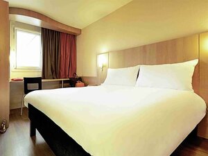 Ibis Auxerre Sud (Bourgogne-Franche-Comté, Yonne, Arrondissement d'Auxerre, Venoy), hotel