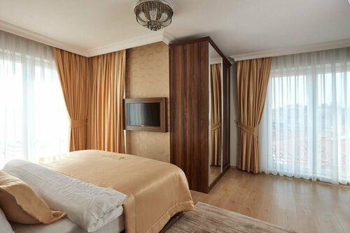 Гостиница Tarabya Suites в Сарыере