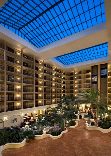 Гостиница Four Points by Sheraton Suites Tampa Airport Westshore в Тампе