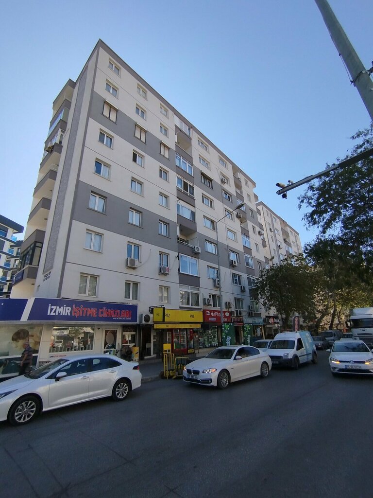 Opticial store Tugra Optics, Izmir, photo