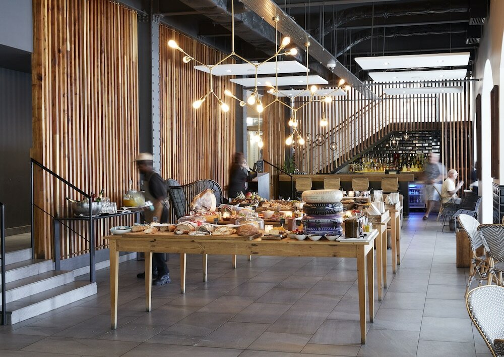 Фото Victoria & Alfred Hotel by Newmark