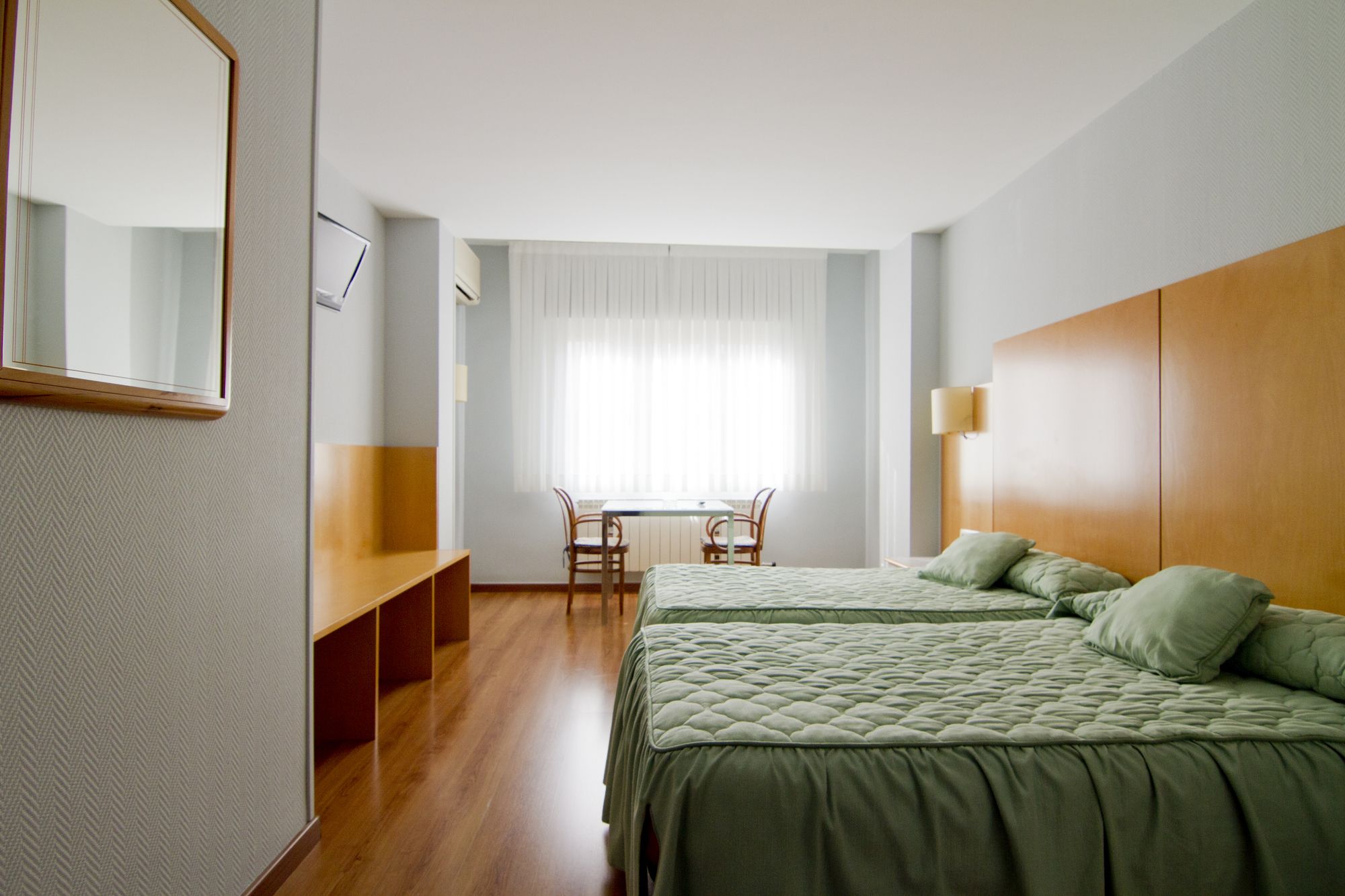 Фото Hotel Isasa