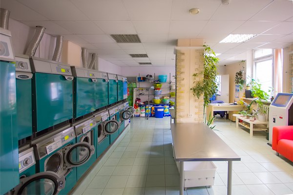 Больше не работает: СамПРАЧКА, прачечная, Москва, улица Санникова, 17, стр. 2 - 