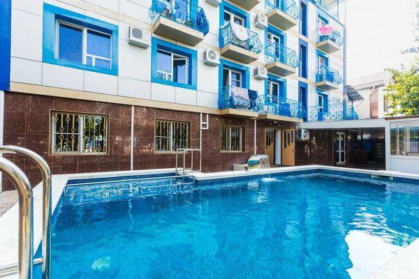 Фото отеля 1