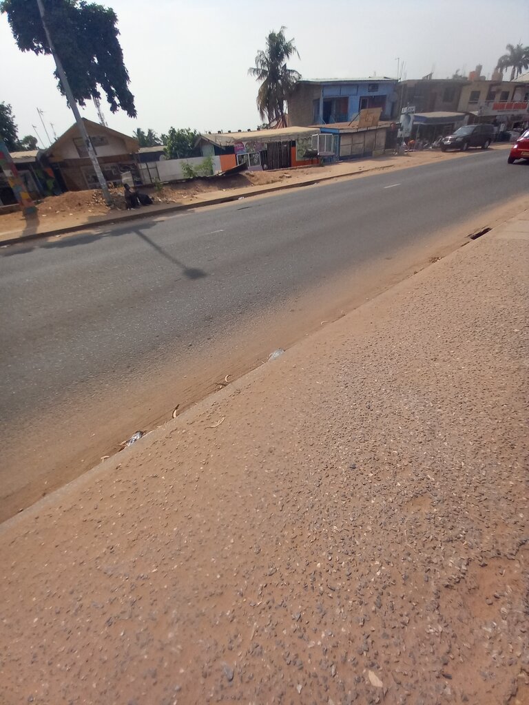 Canteen Louisa kitchen, Accra, photo