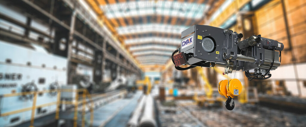 Construction equipment and machinery Techland Cranes, Sharjah, photo