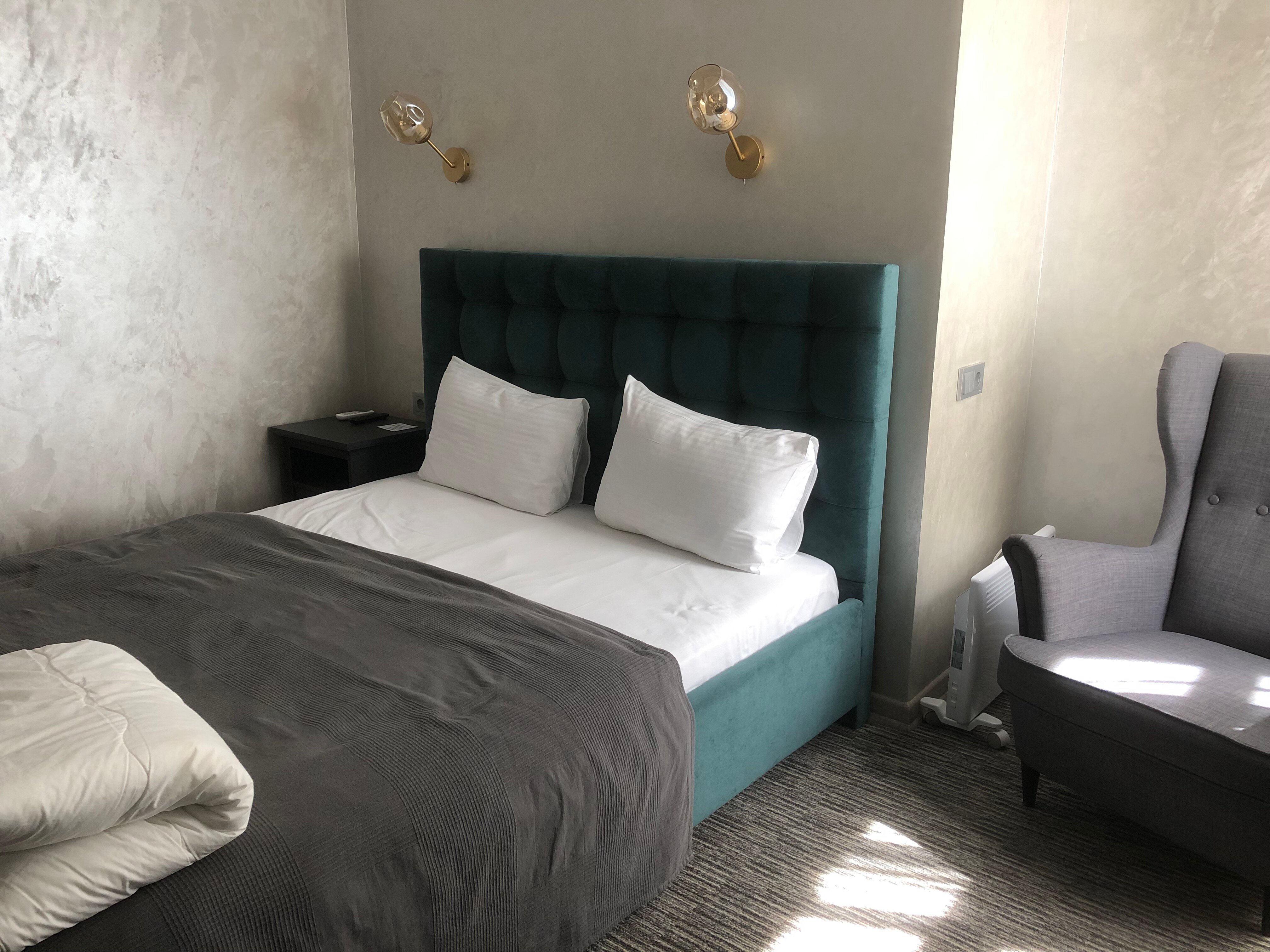 Фото Simple Weekend Inn