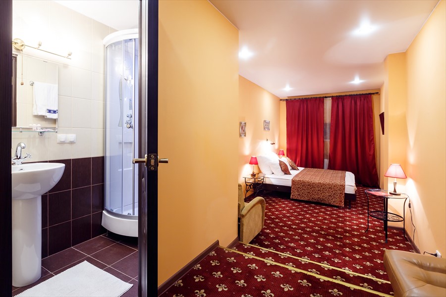 Фото Jenavi Club Hotel