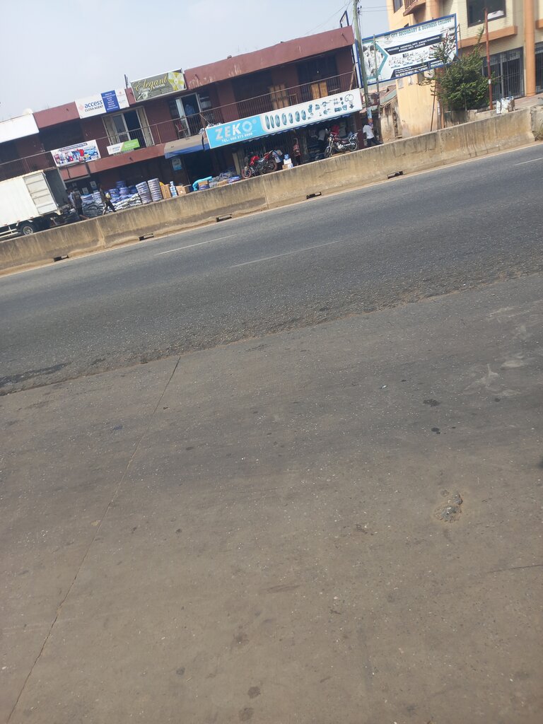Tire service Zeko, Accra, photo