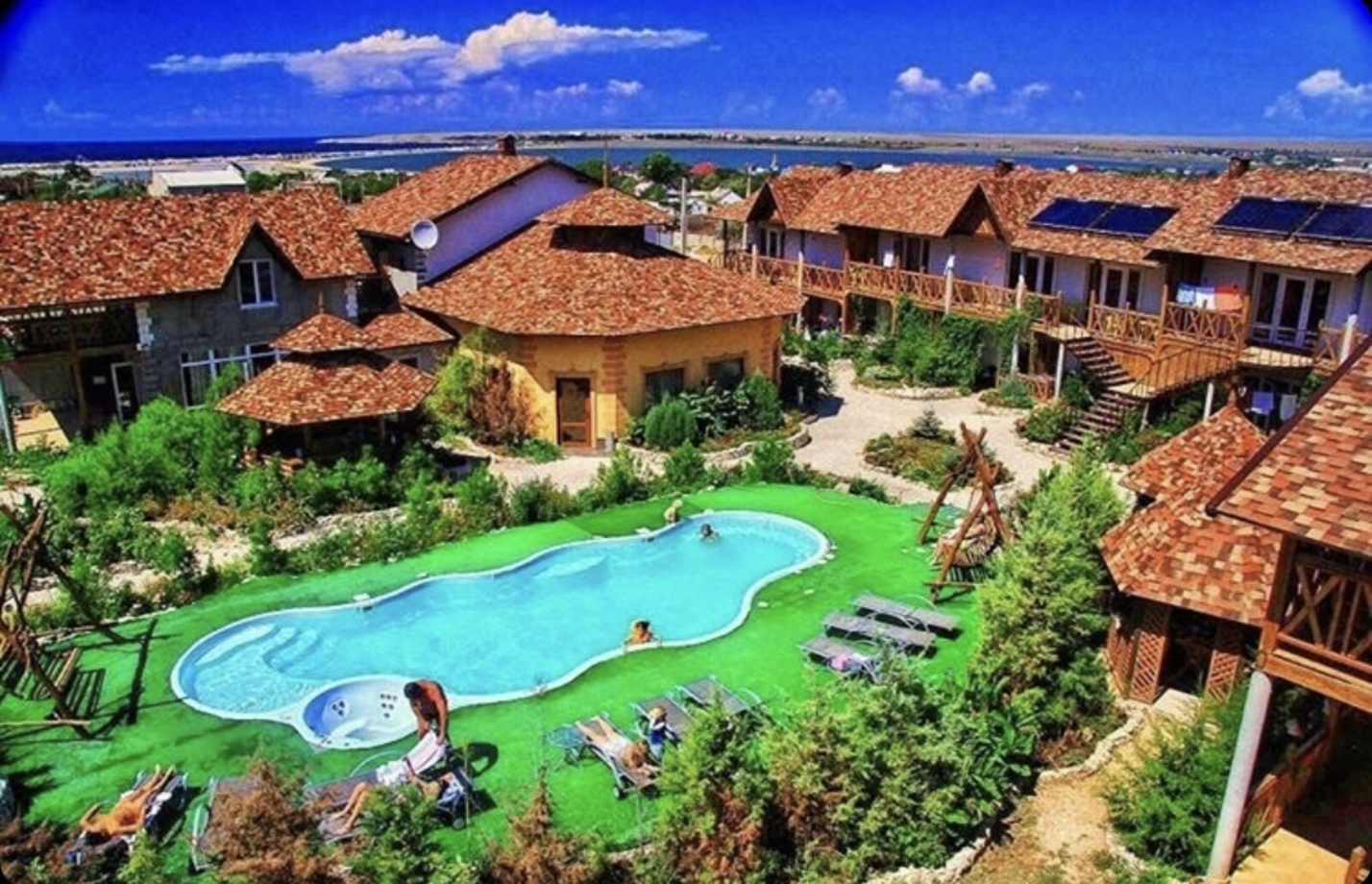 Фото отеля 1