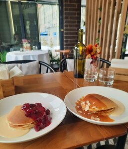Bistro&bar Stories (Maladziechna, vulica Vialiki Hasciniec, 67Ш) ، مطعم