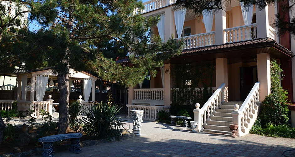 Фото отеля 1