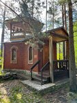 Часовня (Republic of Altai, Chemalskiy rayon, Chemalskoye selskoye poseleniye), capilla, cruz conmemorativa