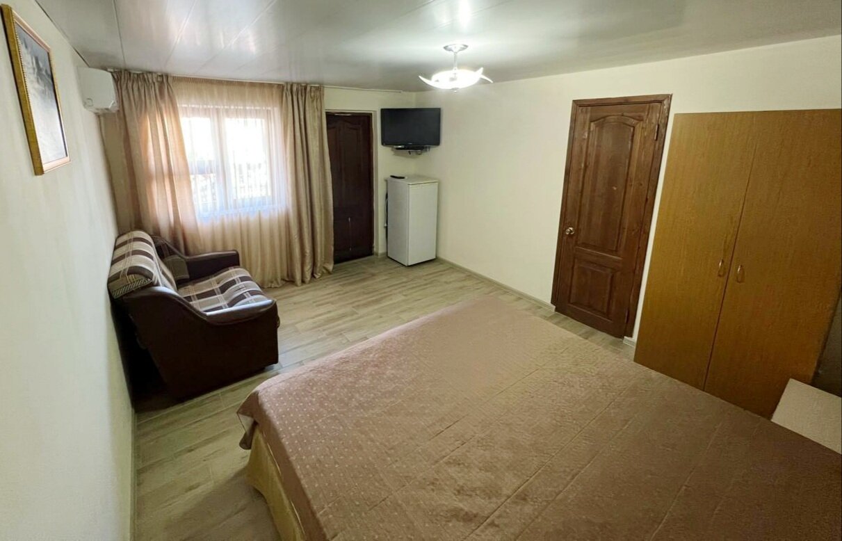 Фото Гостевой дворик Илиос