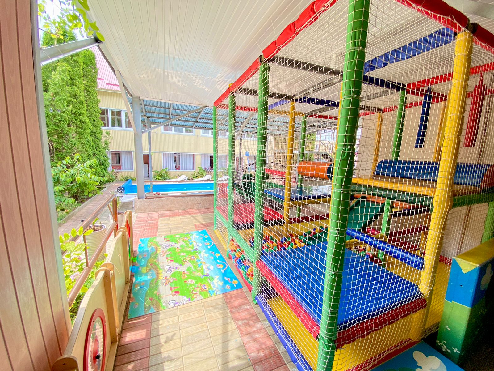 Фото отеля 3