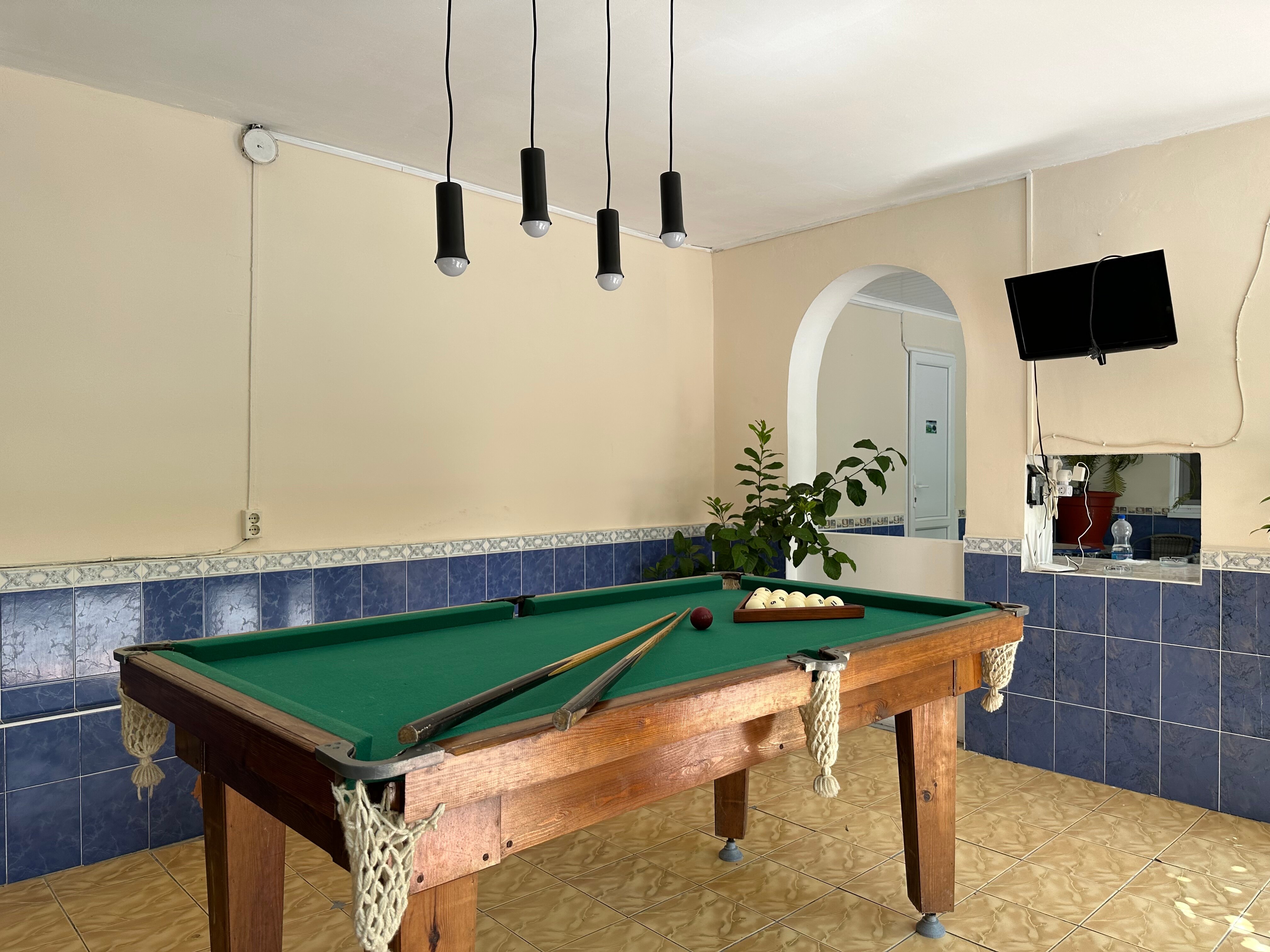 Фото Come Inn на Кленовой