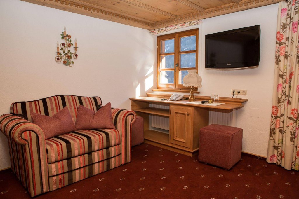 Фото Hotel Brunnenhof