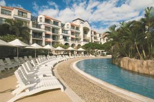 Фото Oaks Gold Coast Calypso Plaza Suites