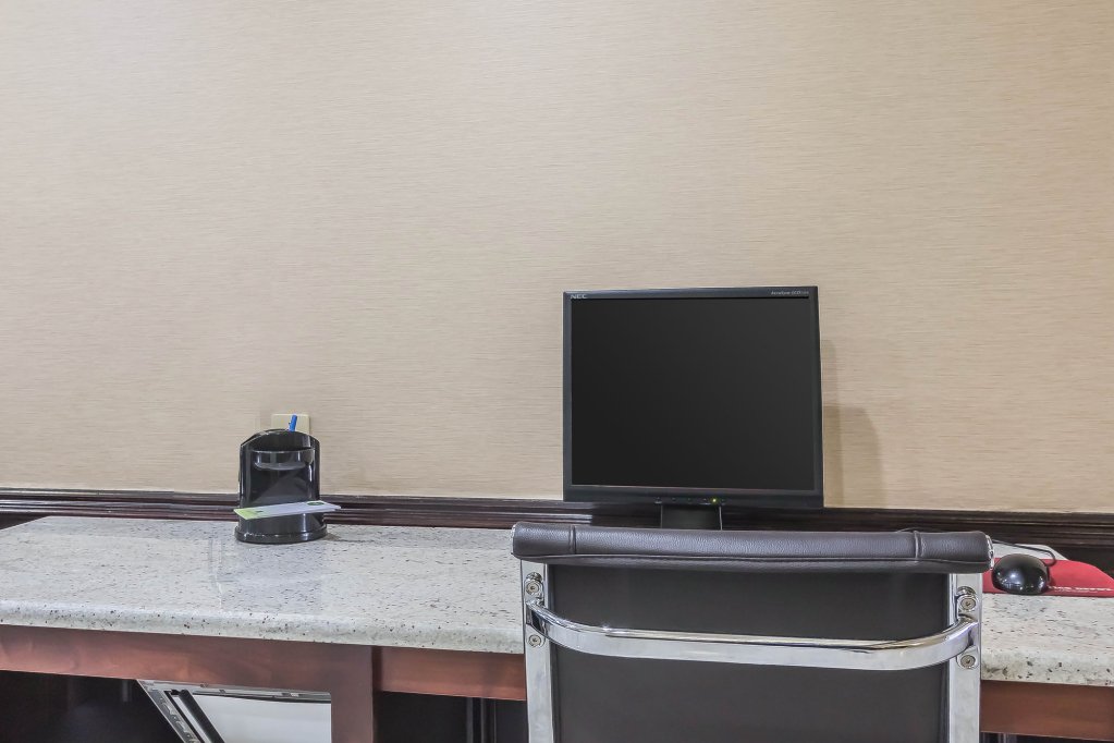 Фото Comfort Inn Nashville West