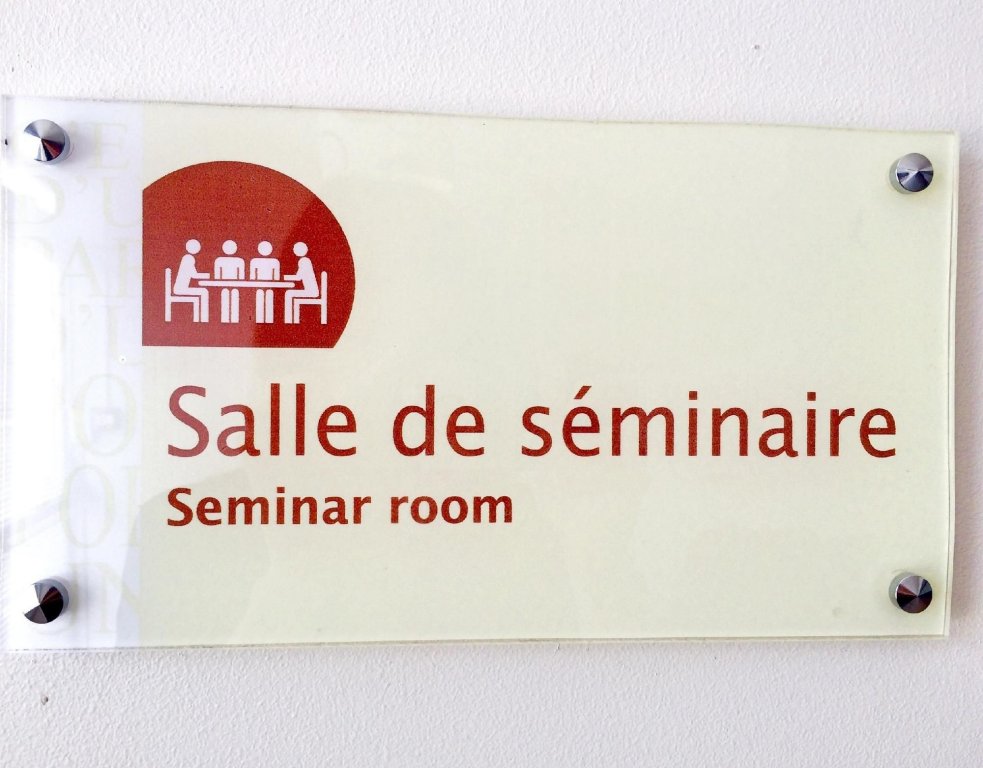 Фото Kyriad Martigues Sud