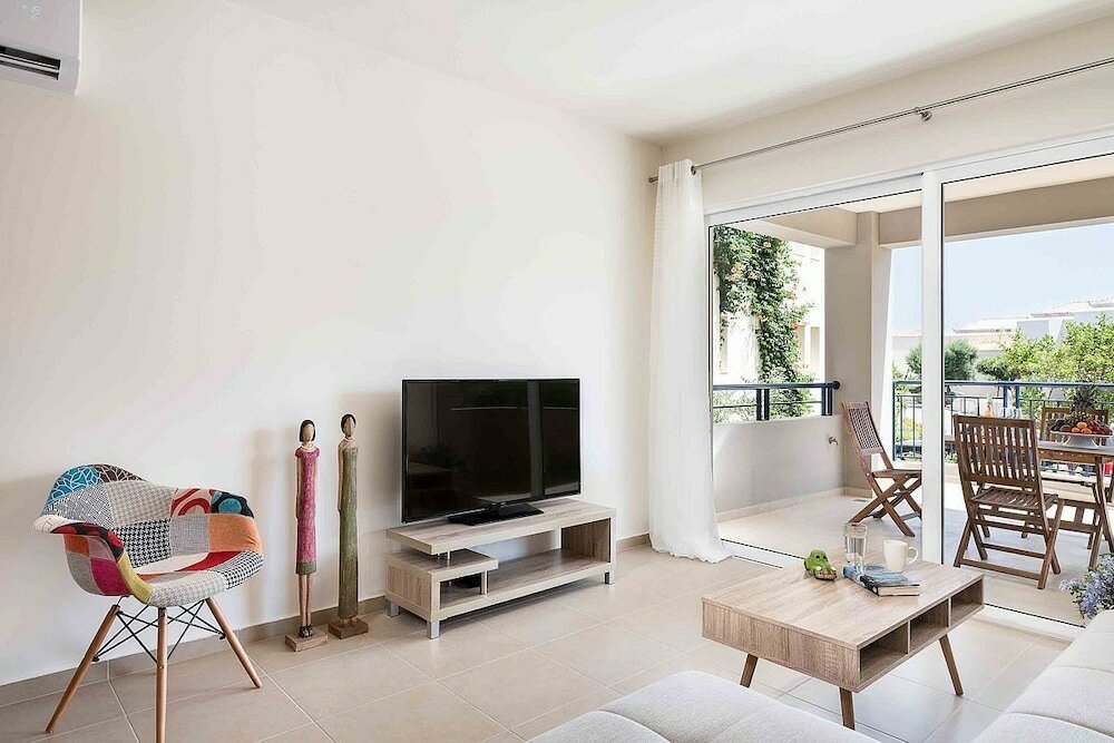 Фото Resitour - Chania Aphrodite Beachfront