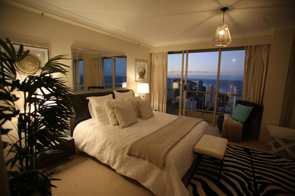 Фото Gold Coast Amor'e Luxury Sub Penthouse