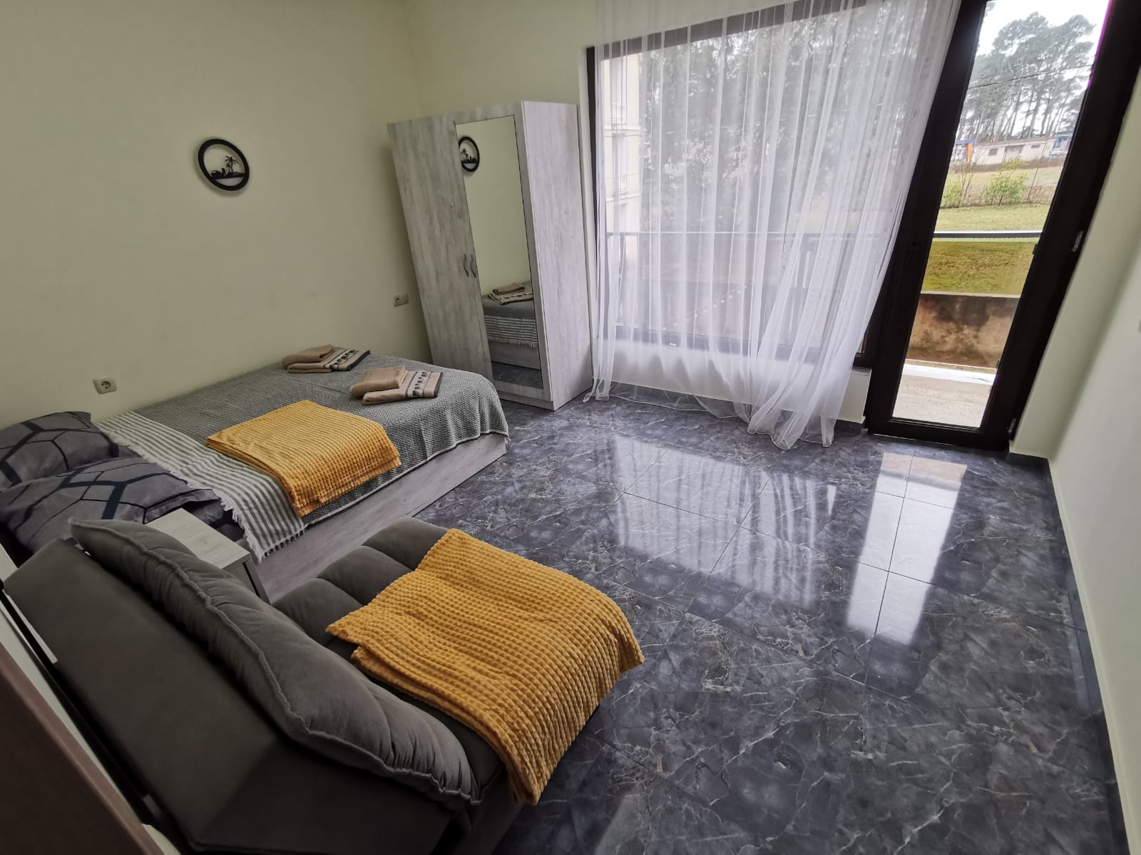 Фото Solo Apartments