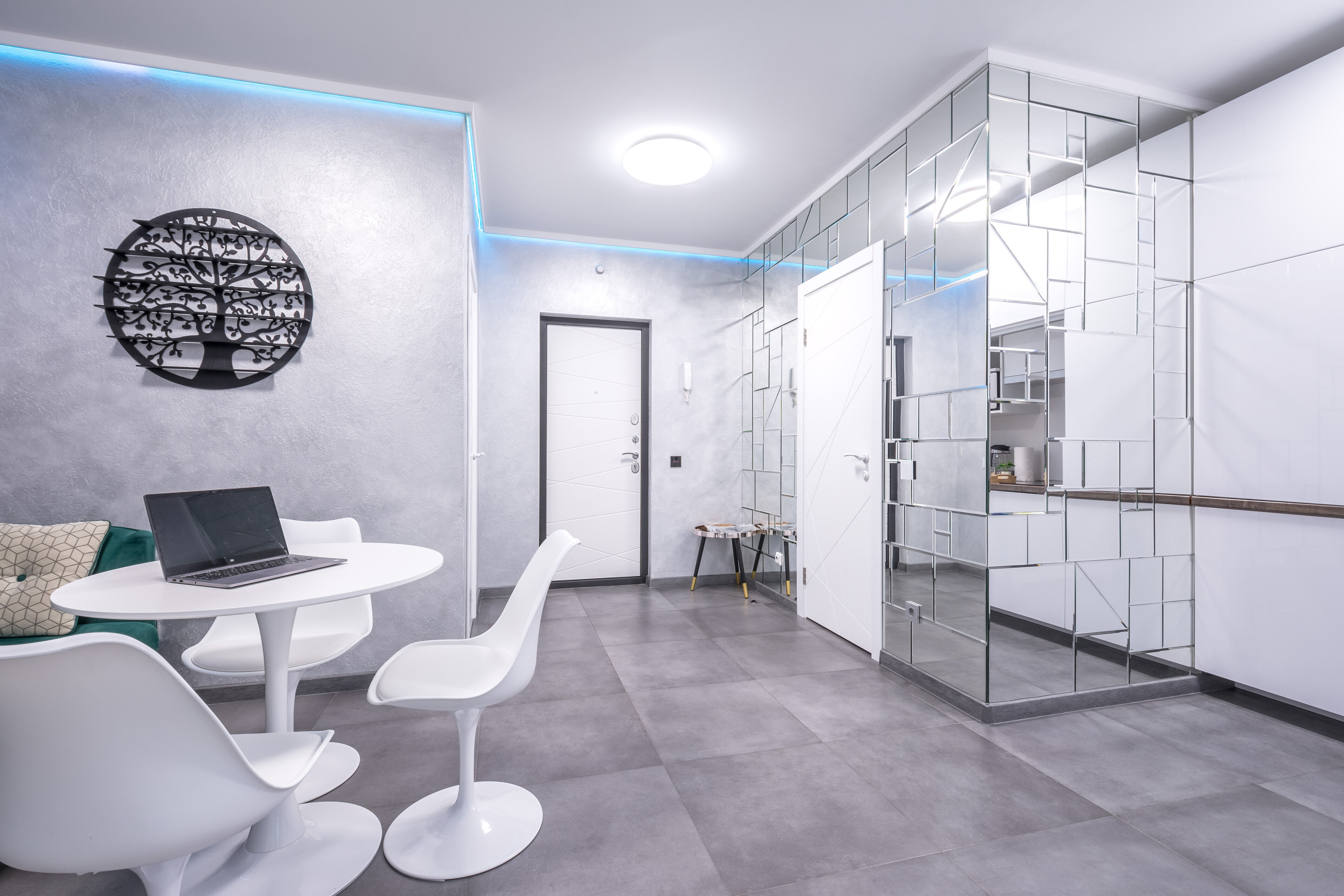 Фото Большой by Roomers