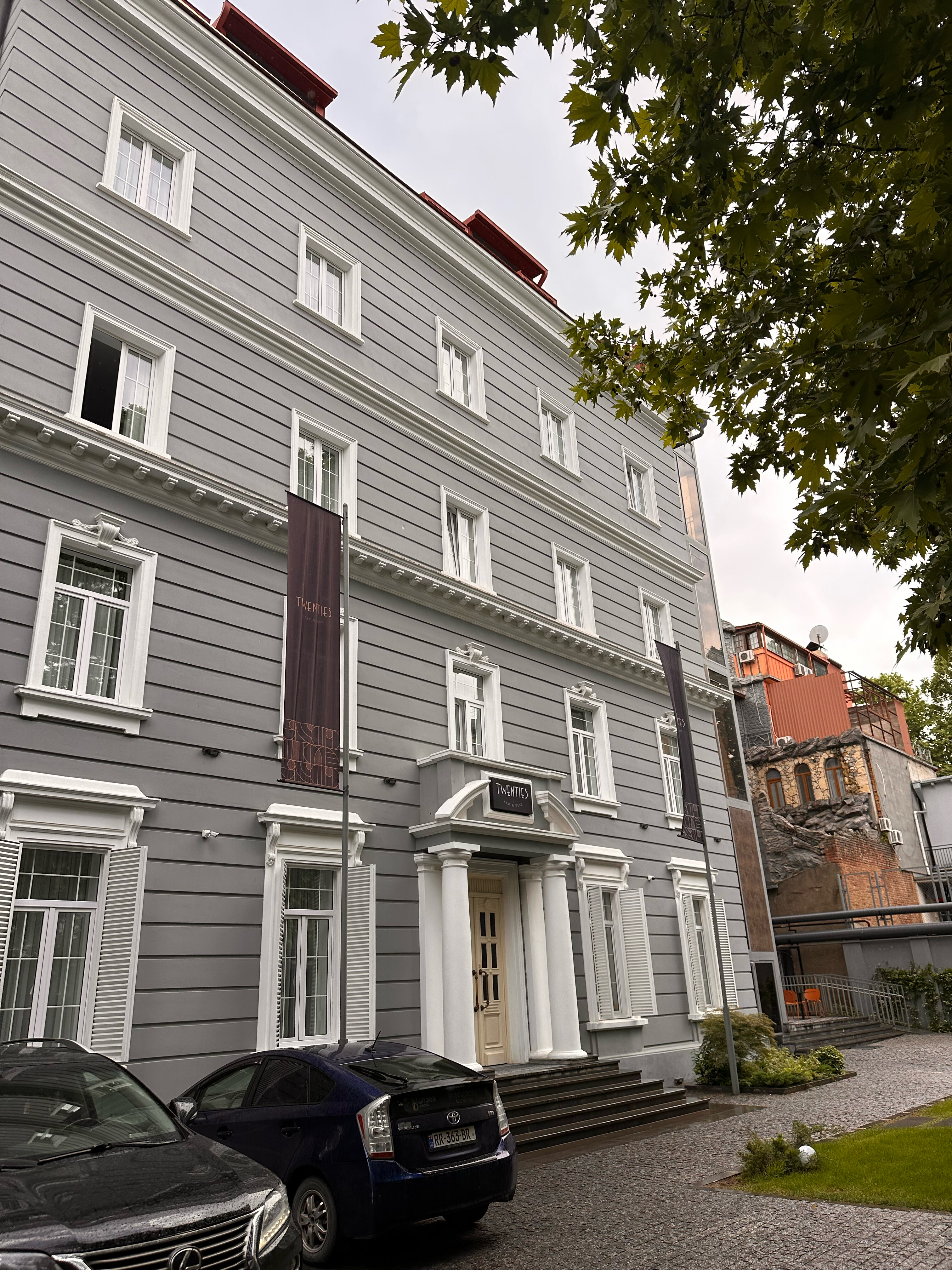 Фото Twenties Hotel