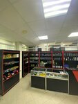 R-avto (Sevastopolskaya ulitsa, 2Б) ، مستلزمات وزينة السيارات