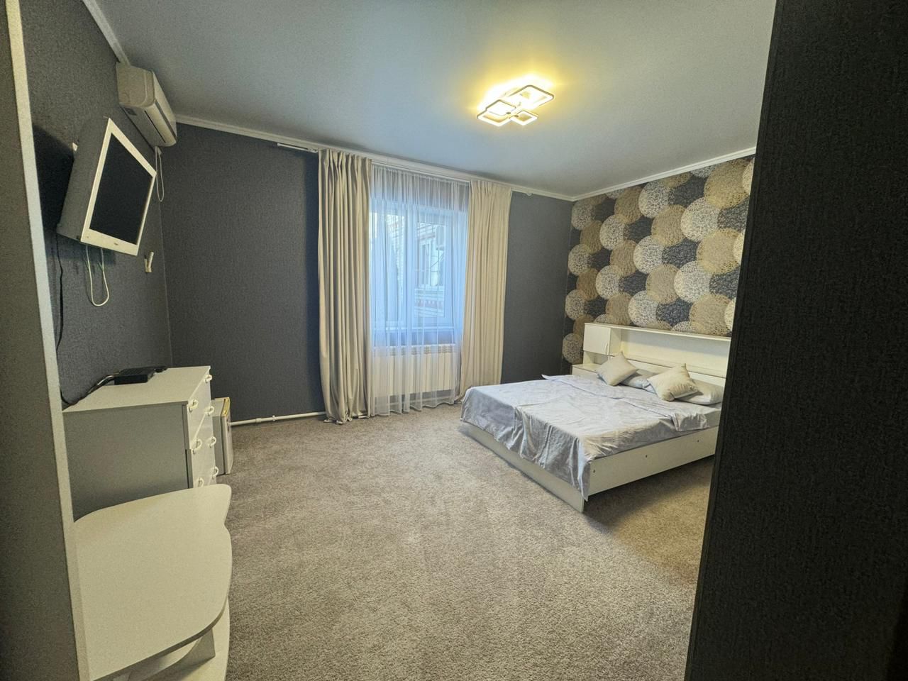 Фото Империя