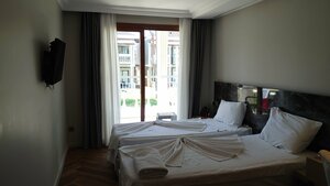 Lucas Didim Resort (Aydın, Didim, 3669. Sok.), hotel