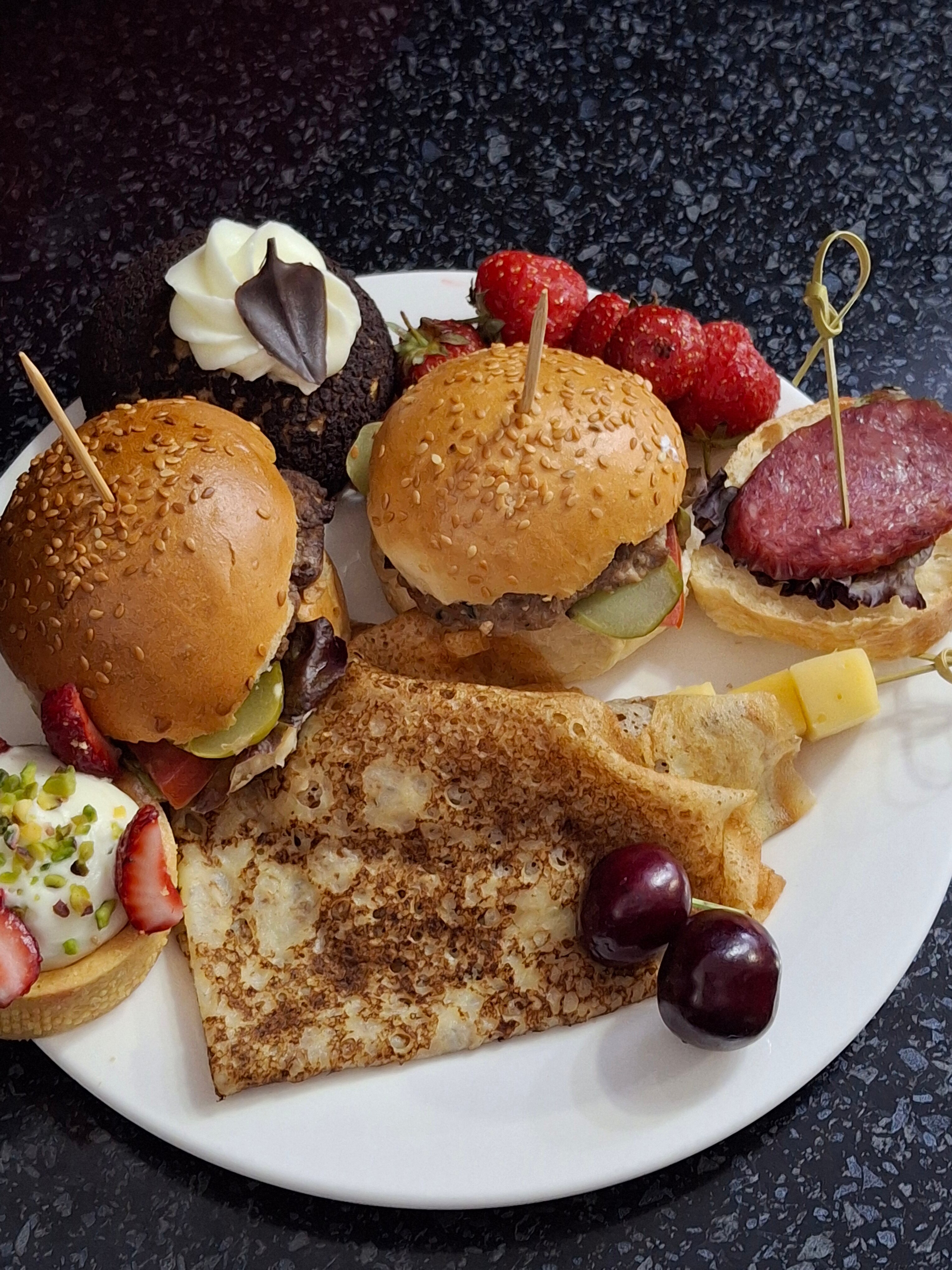 Фото Reikartz Bahor Bukhara