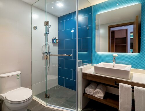Гостиница Holiday Inn Express Jinan Jingshi Road в Цзинане