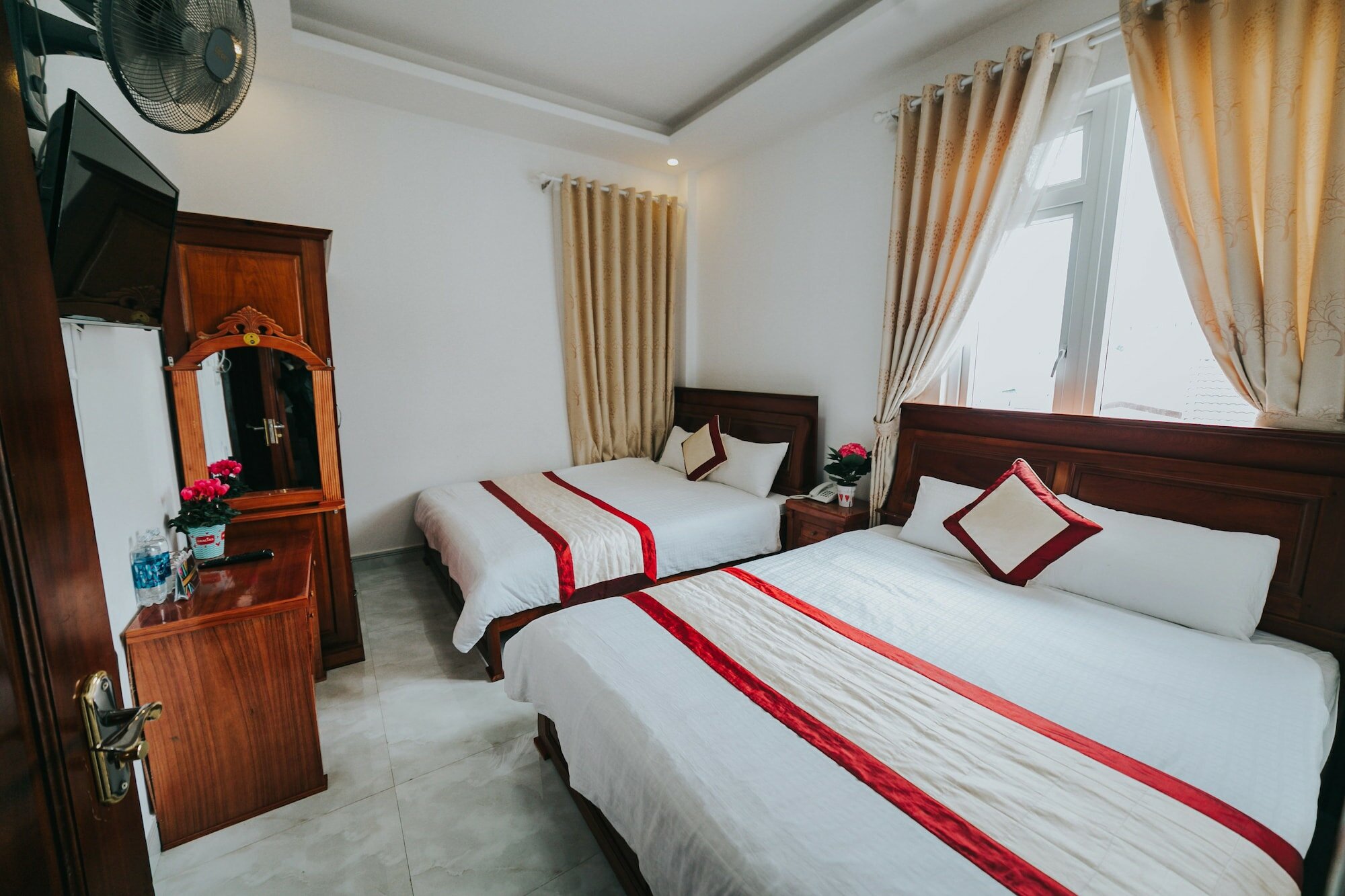 Фото Oyo 446 The Bao Hotel