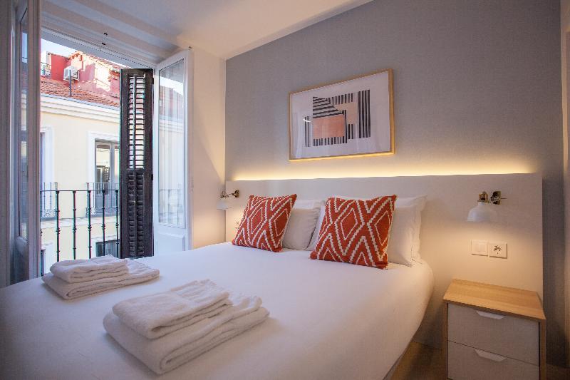 Фото Gran Central Suites