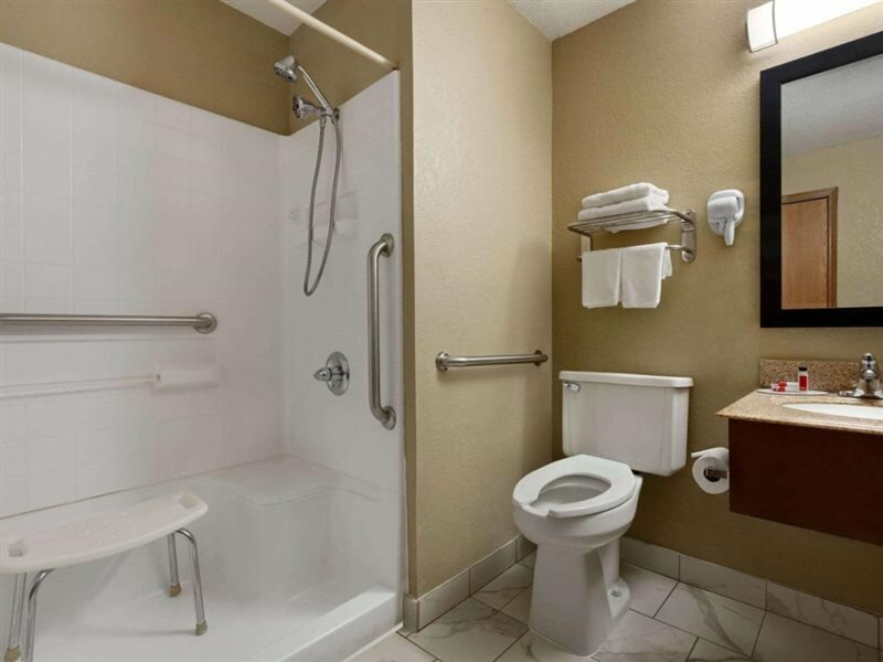 Фото Super 8 by Wyndham Sikeston/Miner Area