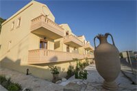 Фото Porto Kalyves Seaside Apartments