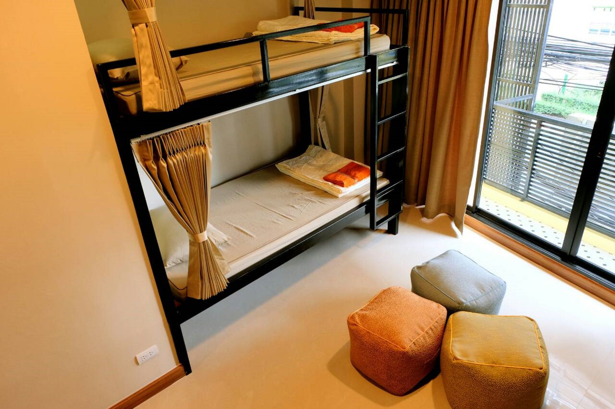 Фото Restiny Hostel