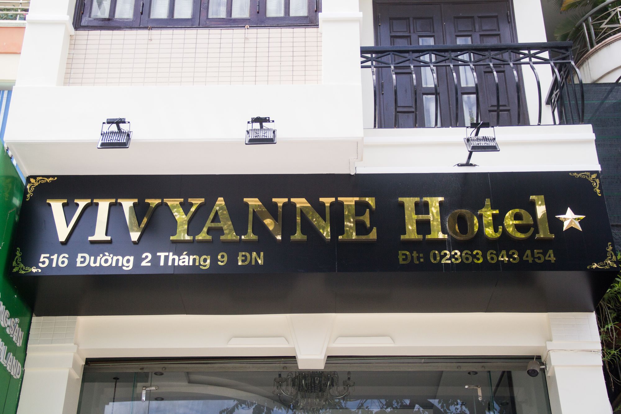 Фото Vivyanne Hotel