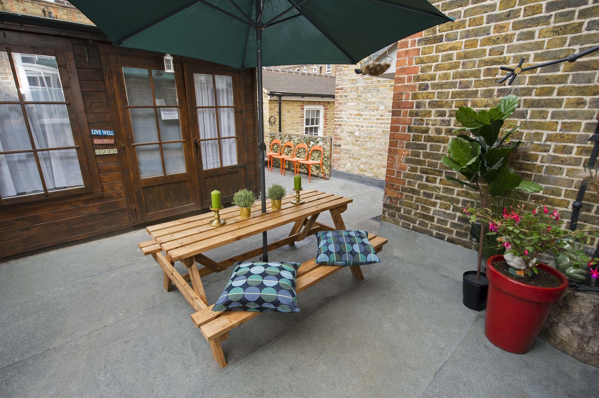 Фото Monopoly Accommodations