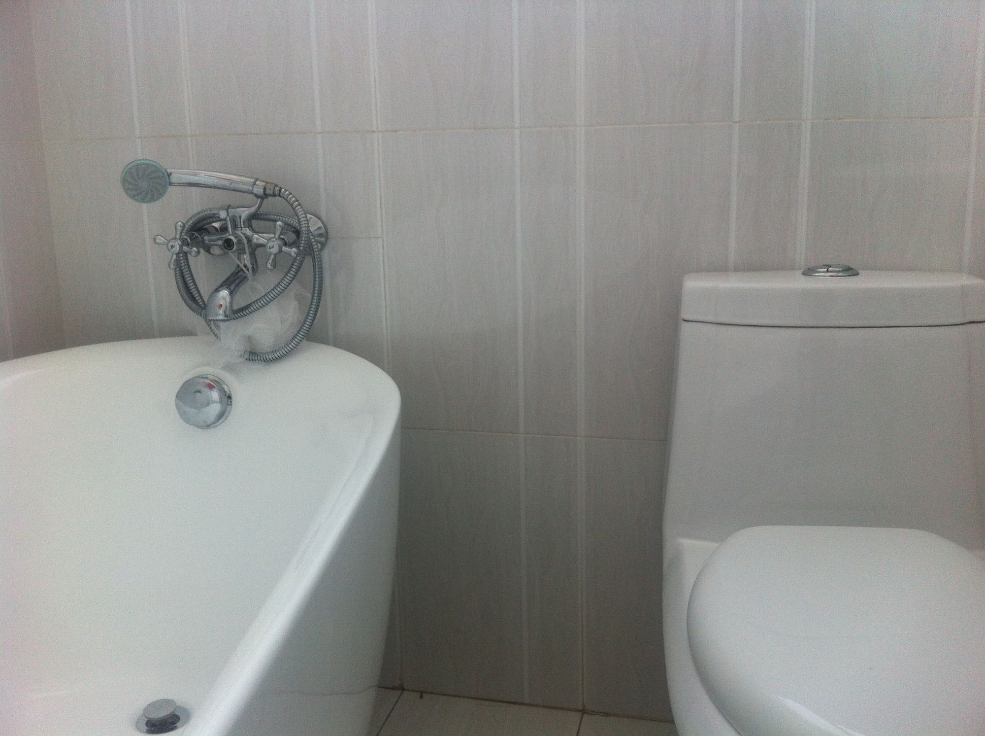 Фото First Avenue Guest House