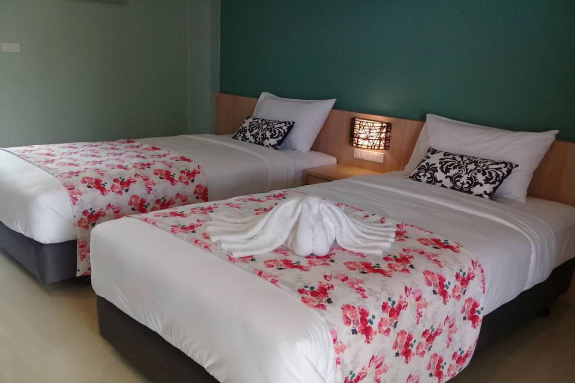 Фото It's Me Keawanong Hotel