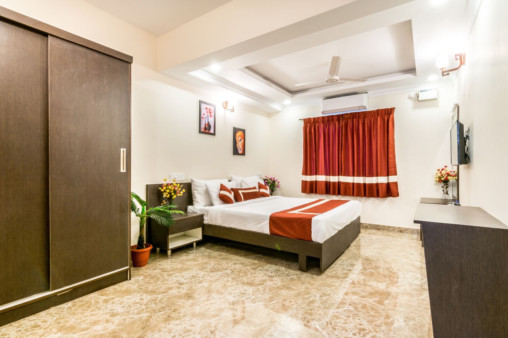 Фото Octave Studio Hotel