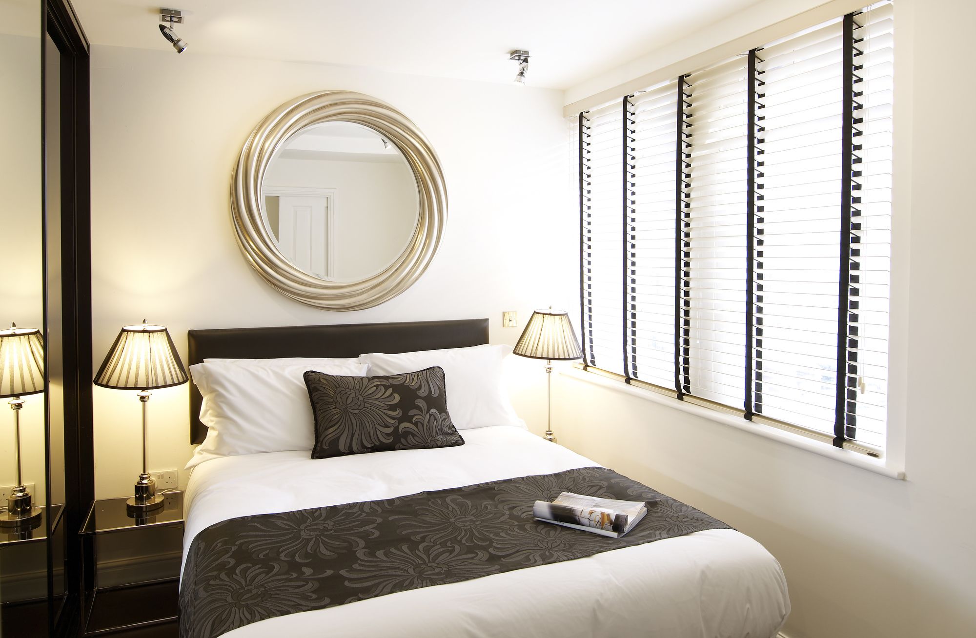 Фото Strozzi Palace Suites by Mansley