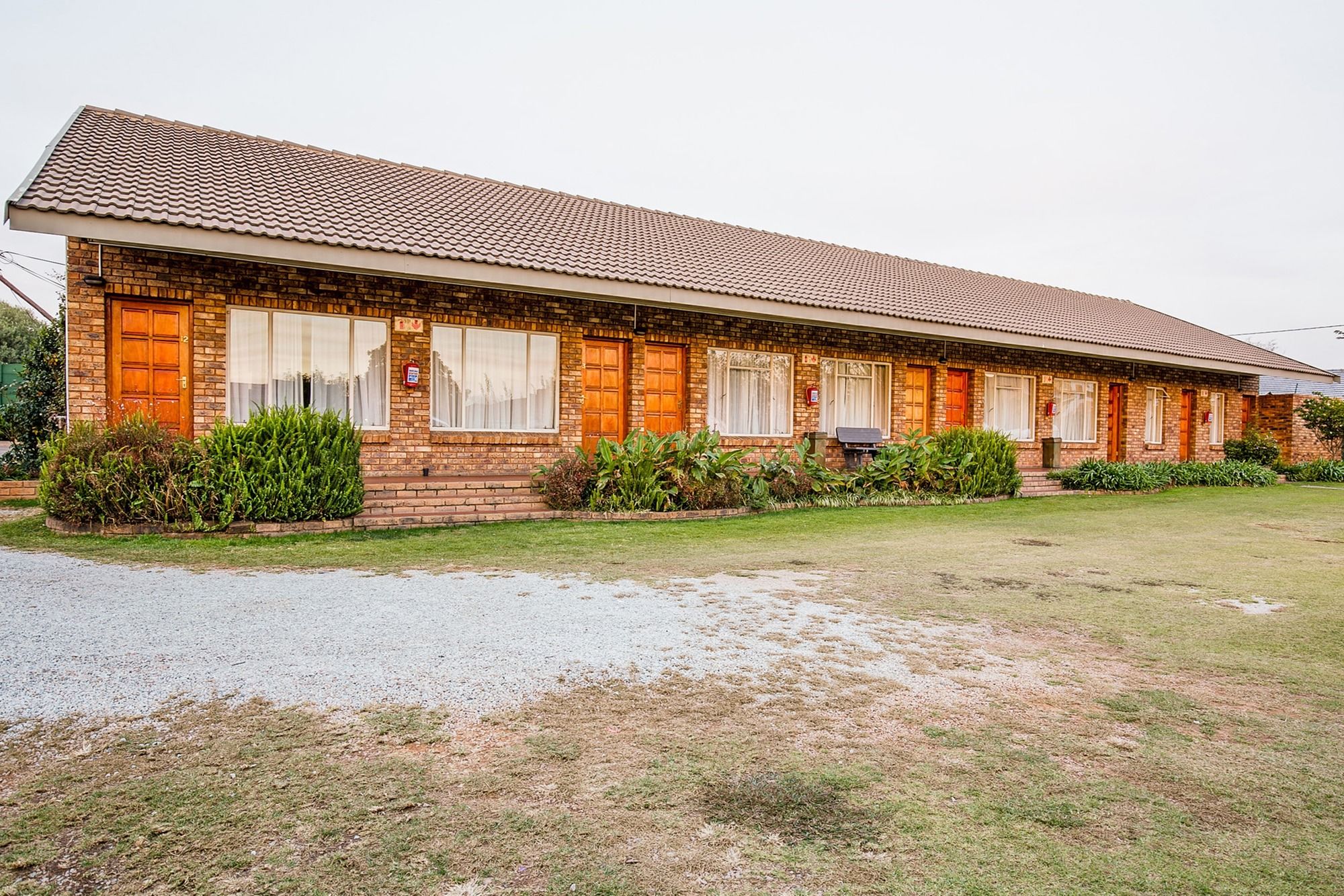 Фото отеля 2