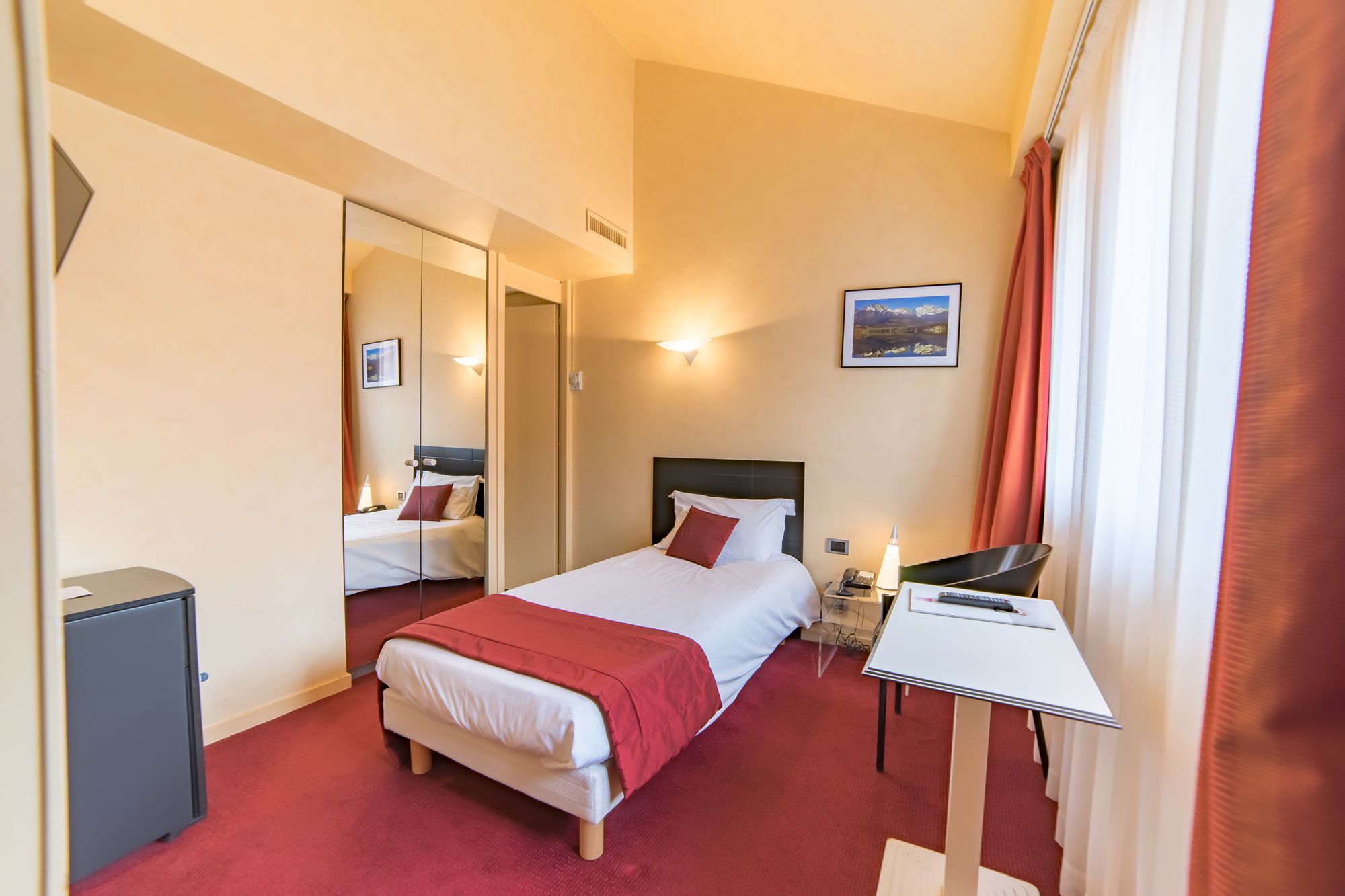 Фото Hôtel du Palais de l'Isle