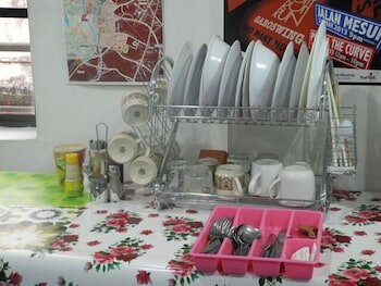 Фото Submarine Guest House Central Market - Hostel